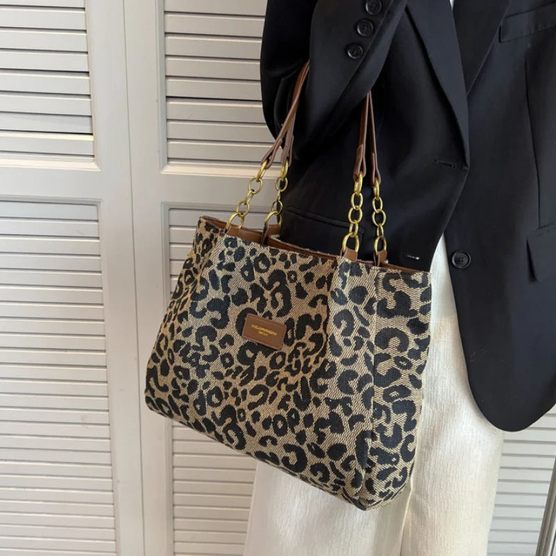 LEONORA Collection