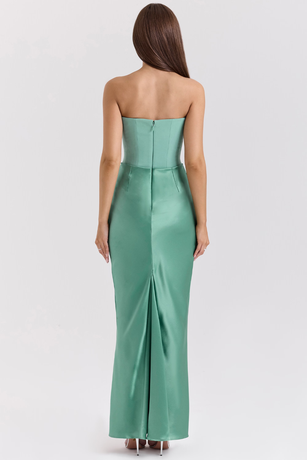 Sukienka Serene – Elegancja w Satynie