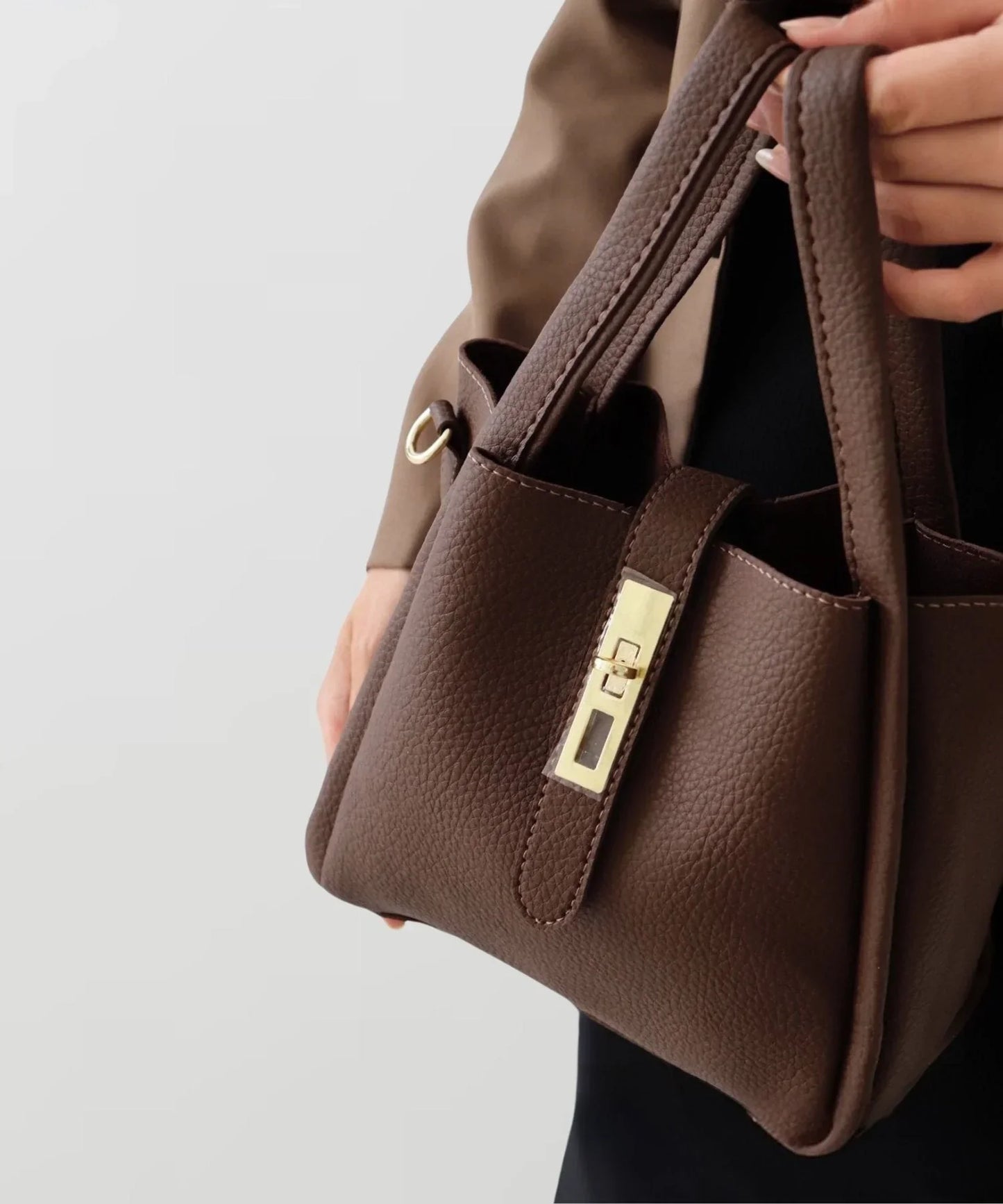 NIKA: Elevate Your Style