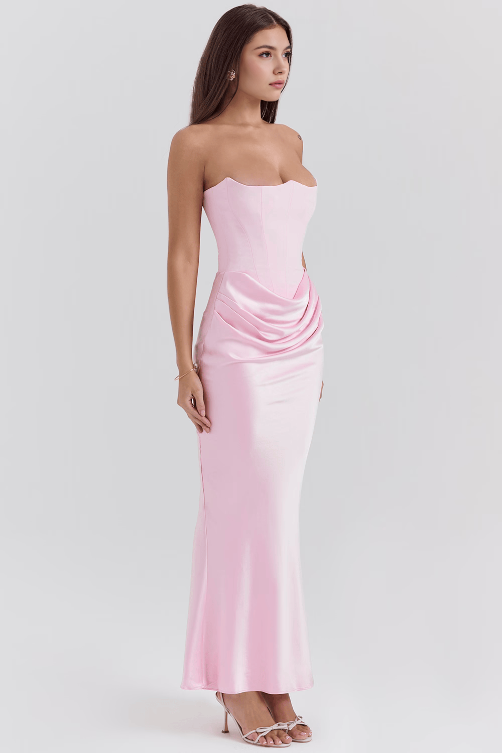 Sukienka Serene – Elegancja w Satynie