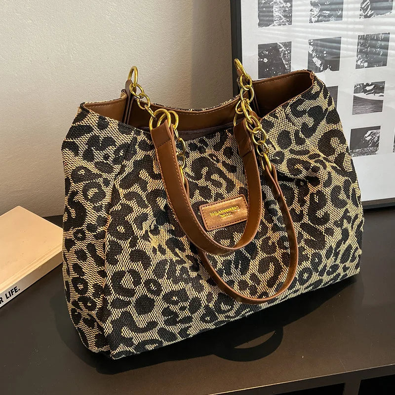 LEONORA Collection