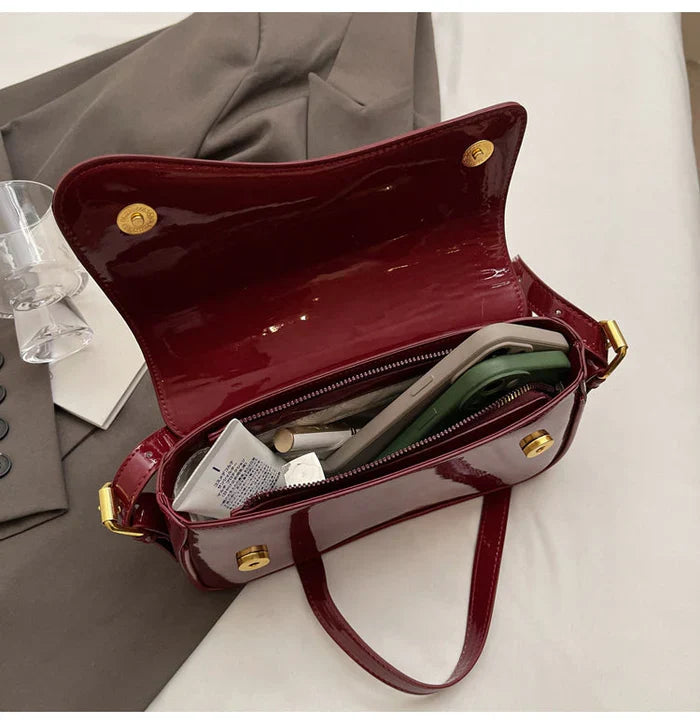 SADDIE - Stylish and Versatile Accessory