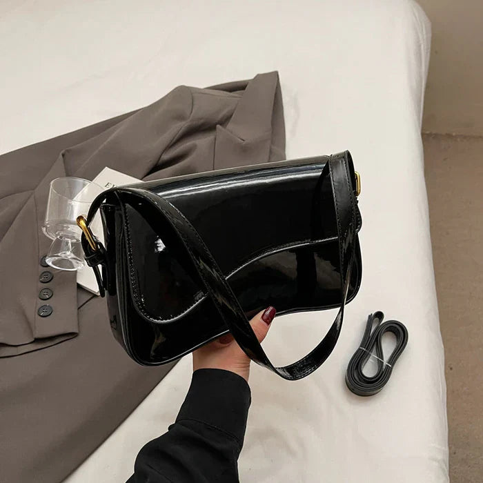 SADDIE - Stylish and Versatile Accessory